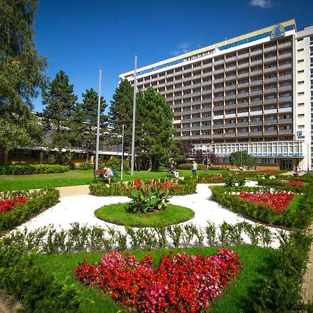 Rehabilitační sanatorium - Lázně Darkov Hotel Karviná Exterior foto